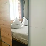 Sofia - Aare Jungfrau Ag